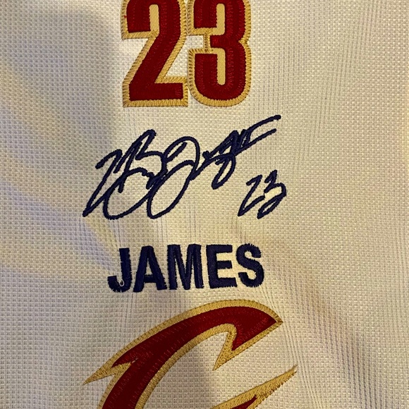 SOLD ON EBAY - NEW NBA LeBron James Baseball #23 Baseball Jersey Shirt - Size M - Picture 11 of 11